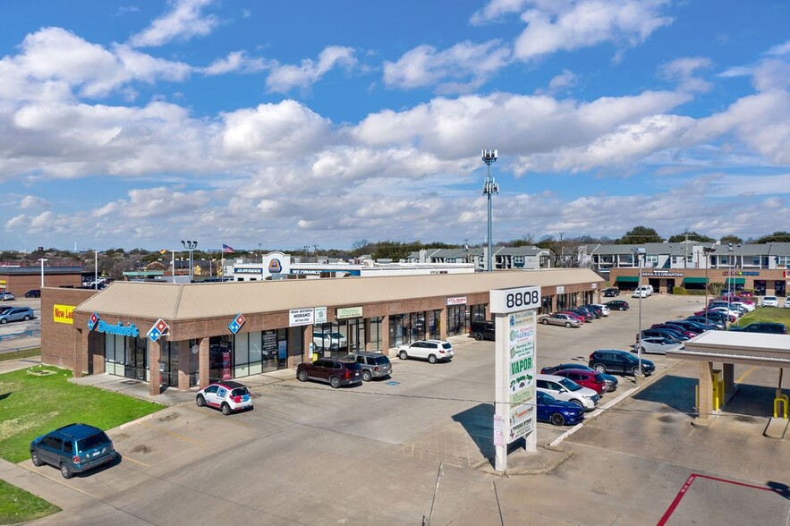 8808 Camp Bowie Blvd W, Fort Worth, TX for lease - Building Photo - Image 1 of 6