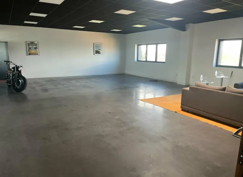 Flex in Beauvais for sale - Interior Photo - Image 2 of 2