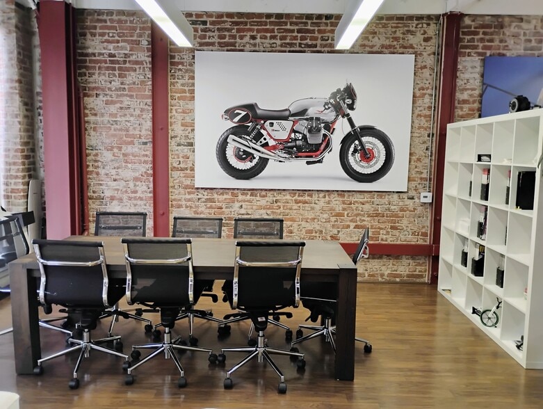 33-35 E Colorado Blvd, Pasadena, CA for lease - Interior Photo - Image 2 of 5