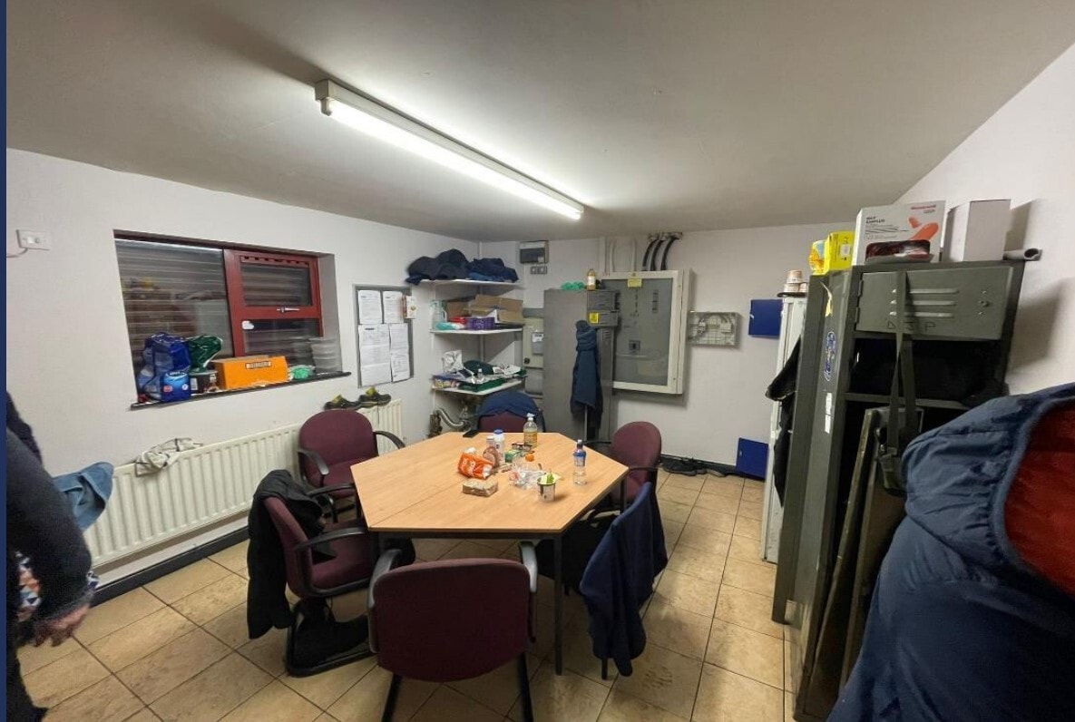 529 Ohio Grv, Stoke On Trent for sale Interior Photo- Image 1 of 1