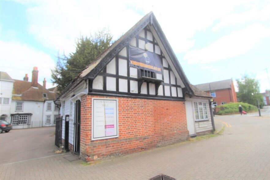 13 The Causeway, Halstead for lease - Building Photo - Image 2 of 2