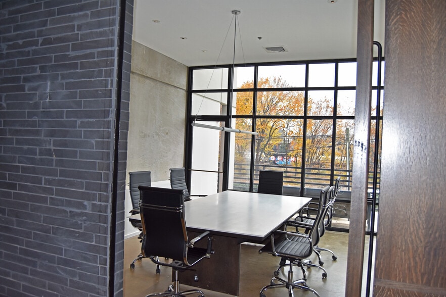 2226 1st Avenue S, Birmingham, AL for sale - Building Photo - Image 2 of 15