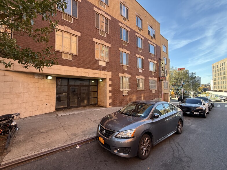 1100 Franklin Ave, Bronx, NY for lease - Building Photo - Image 2 of 14