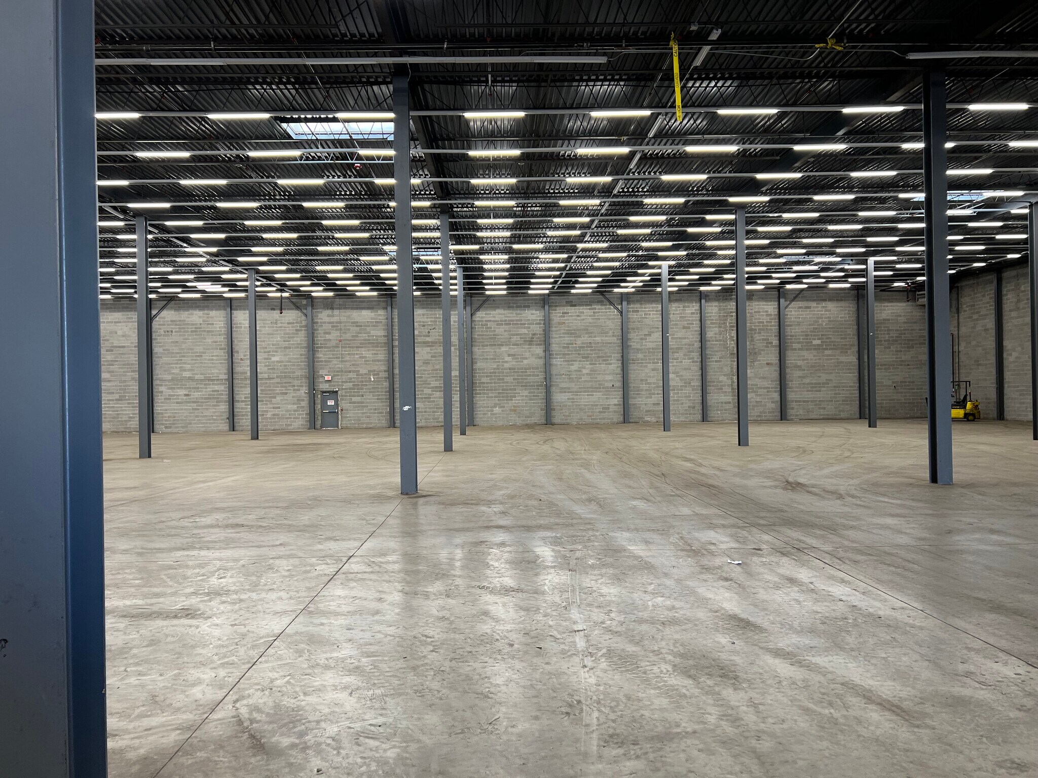 120 Clyde Rd, Somerset, NJ 08873 Bldg 1