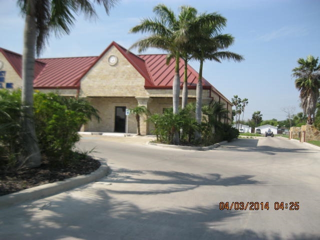 2117 E Tyler Ave, Harlingen, TX for lease - Building Photo - Image 1 of 7