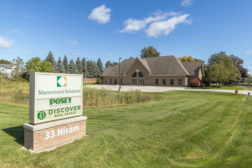 33 Hiram St, Lake Orion, MI for sale - Building Photo - Image 2 of 33
