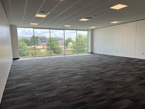 1960 Kimball Ave, Manhattan, KS for lease Interior Photo- Image 2 of 5