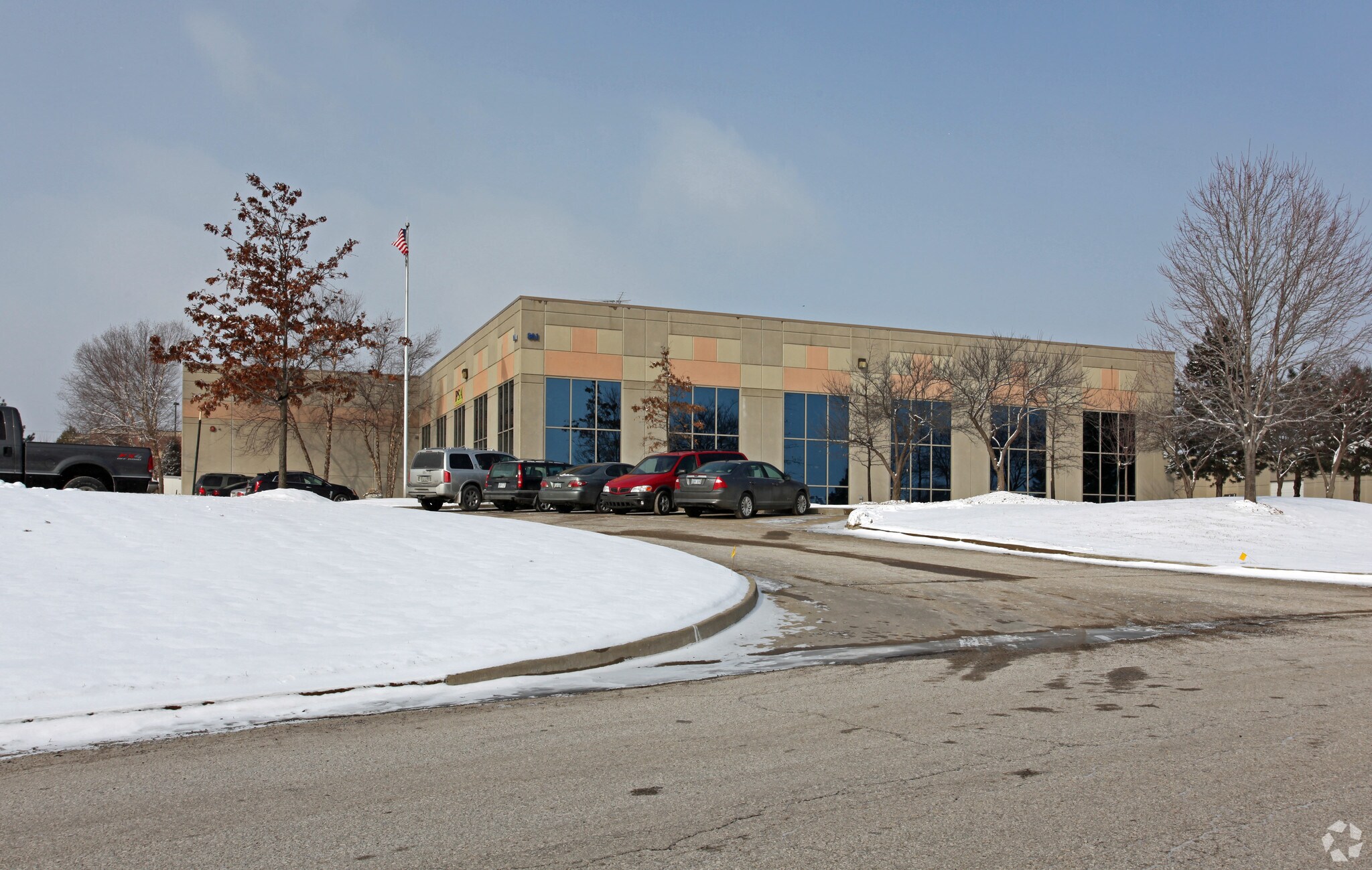 801 N Meadowbrook Dr, Olathe, KS for sale Primary Photo- Image 1 of 1