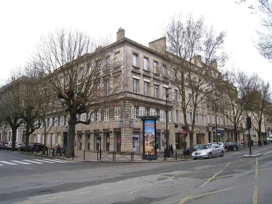Office in Bordeaux for lease Building Photo- Image 1 of 8