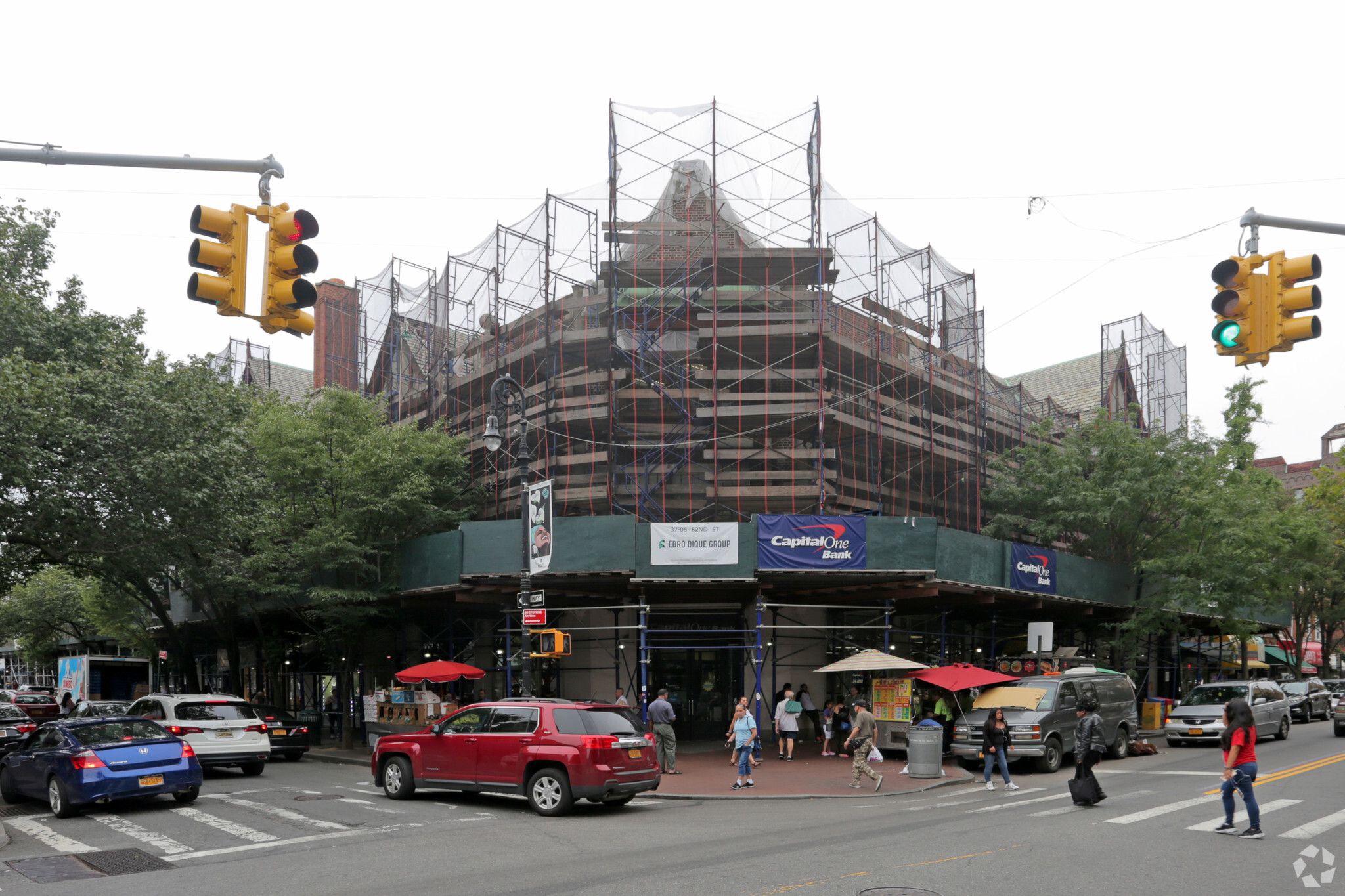 37-06-37-08 82nd St, Jackson Heights, NY for lease Building Photo- Image 1 of 4