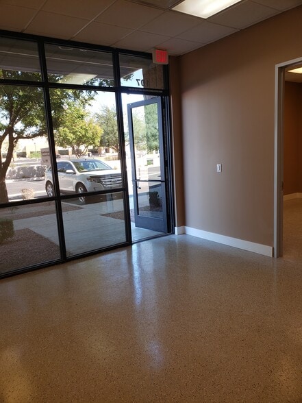 7235 E Hampton Ave, Mesa, AZ for sale - Building Photo - Image 2 of 13