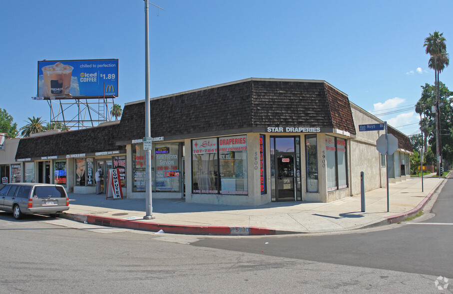 5900-5902 Van Nuys Blvd, Van Nuys, CA for sale - Primary Photo - Image 1 of 1