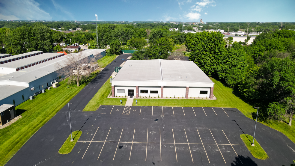 215 Alexander Ave, Ames, IA for sale - Building Photo - Image 3 of 12