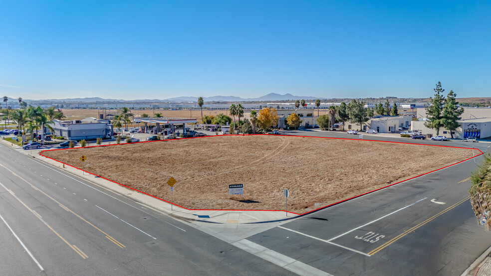 SE of Elsworth St and Cactus ave, Moreno Valley, CA for sale - Primary Photo - Image 1 of 9