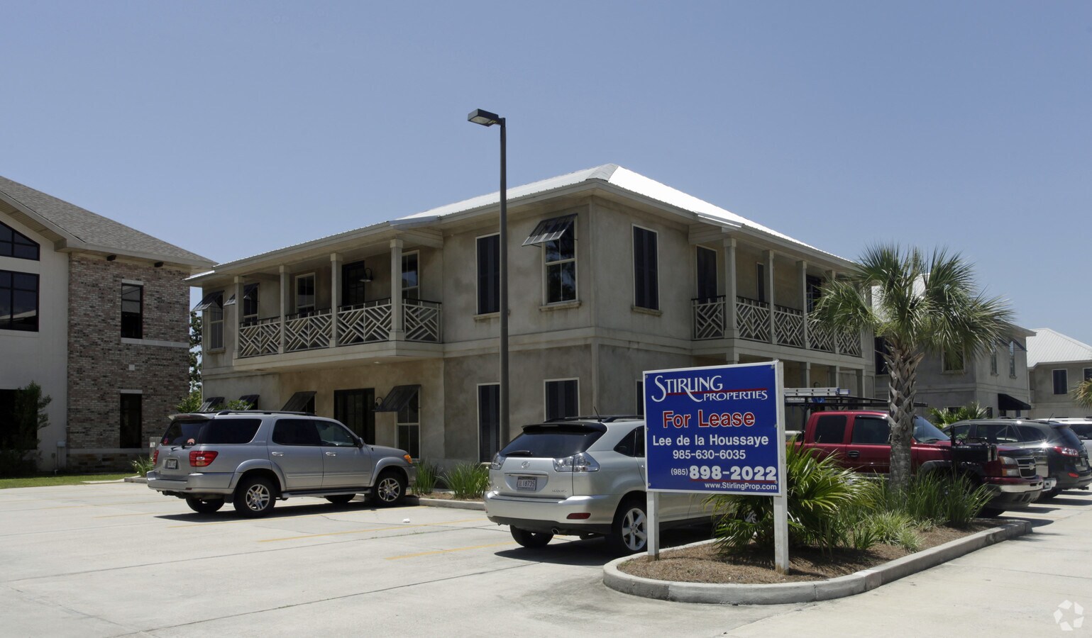 1070 W Causeway Approach, Mandeville, LA 70471