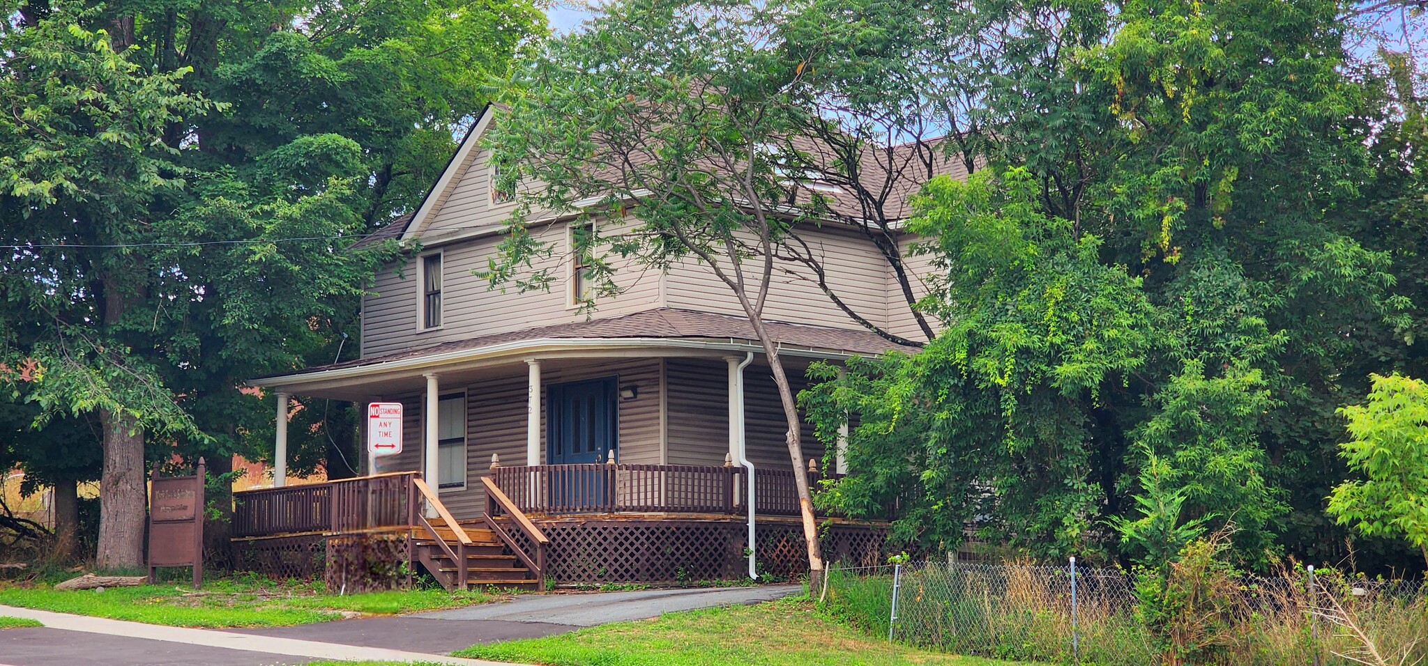 372 E Broadway, Monticello, NY for lease Primary Photo- Image 1 of 4