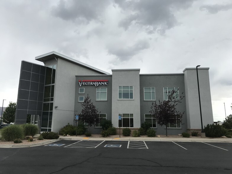 621 Rae Lynn Rd, Grand Junction, CO for sale - Building Photo - Image 1 of 1