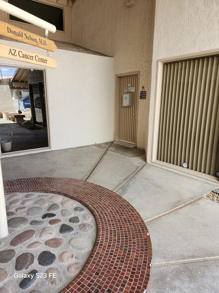 1945 Mesquite Ave, Lake Havasu City, AZ for lease - Building Photo - Image 3 of 4