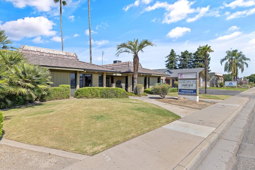 561 N Alta Ave, Dinuba, CA for lease - Building Photo - Image 1 of 56