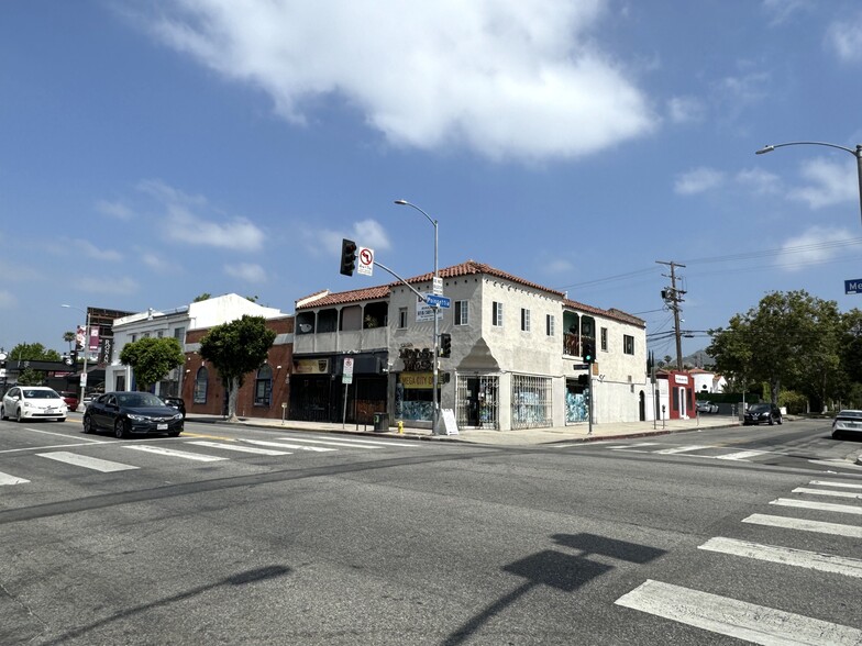 7301-7305 Melrose Ave, Los Angeles, CA for sale - Building Photo - Image 3 of 11