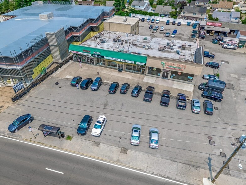 3259-3275 Hempstead Tpke, Levittown, NY for lease - Aerial - Image 1 of 9