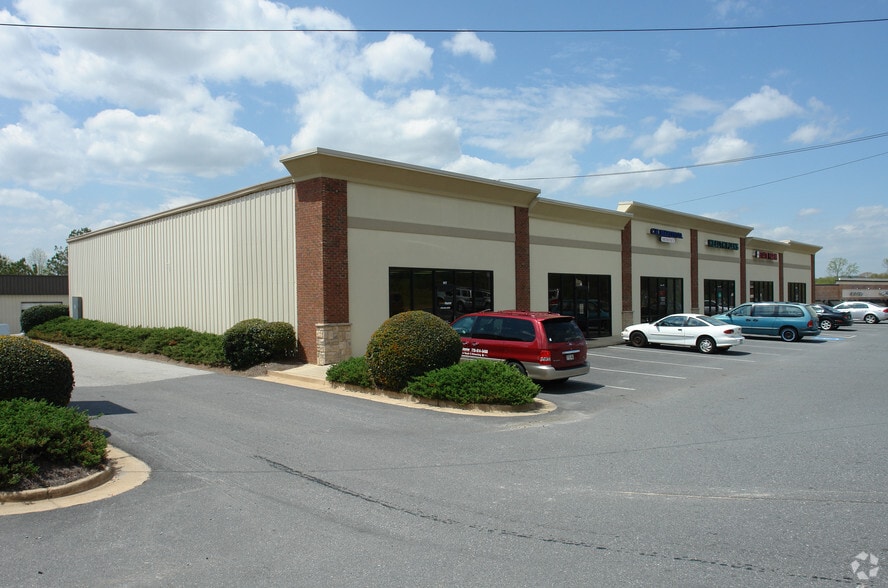 3550 Lawrenceville Suwanee Rd, Suwanee, GA for lease - Primary Photo - Image 2 of 4