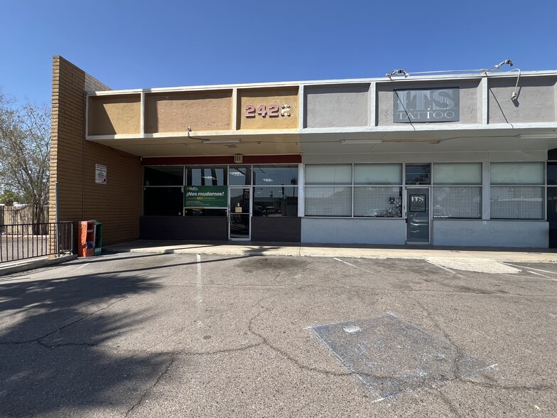 2422-2428 N 16th St, Phoenix, AZ for lease - Building Photo - Image 1 of 8