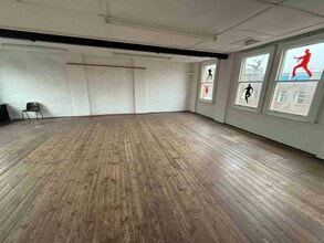 51 Market St, Stoke On Trent for lease Interior Photo- Image 1 of 6