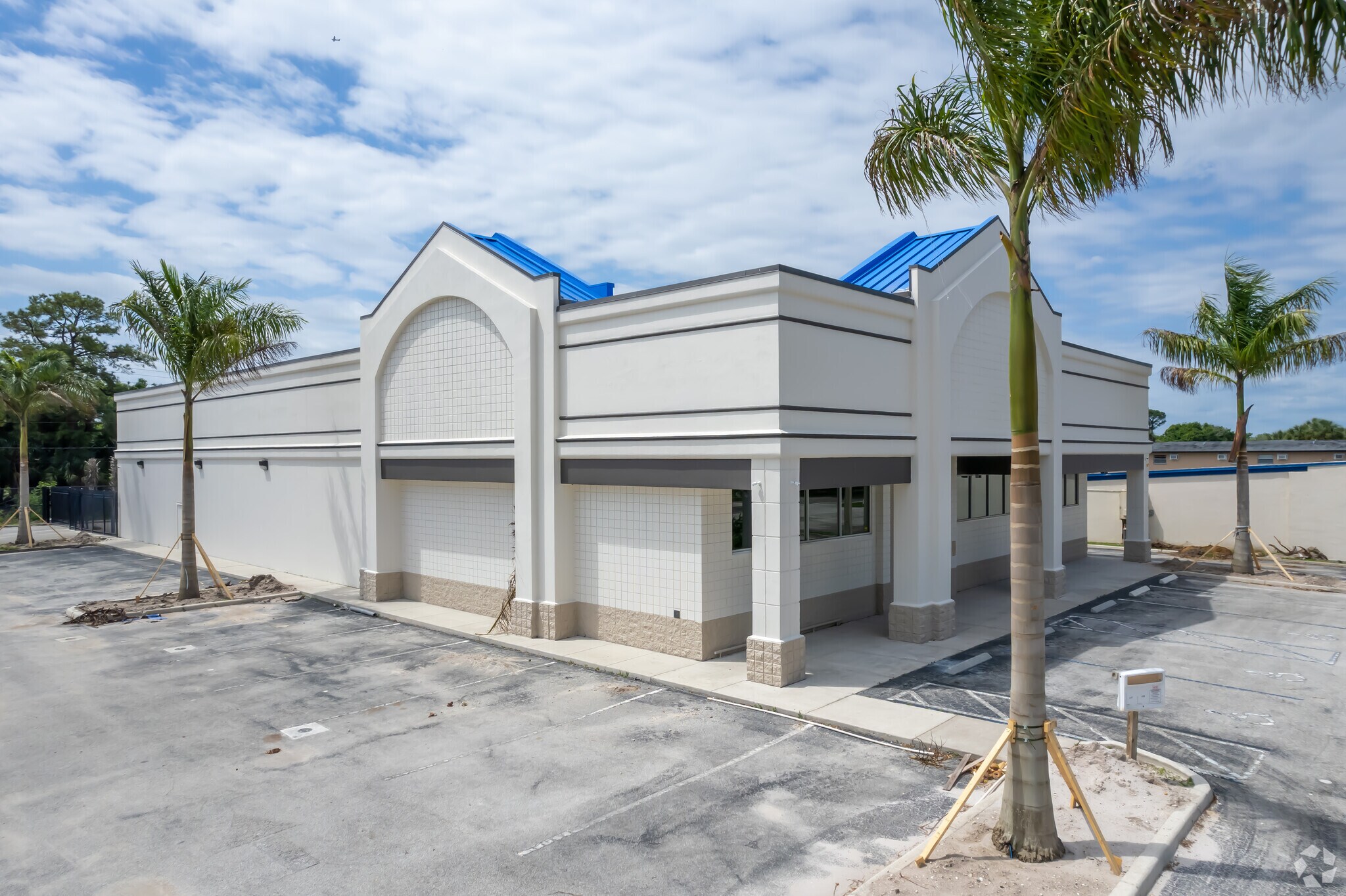 1087 Clearlake Rd, Cocoa, FL for sale Primary Photo- Image 1 of 1