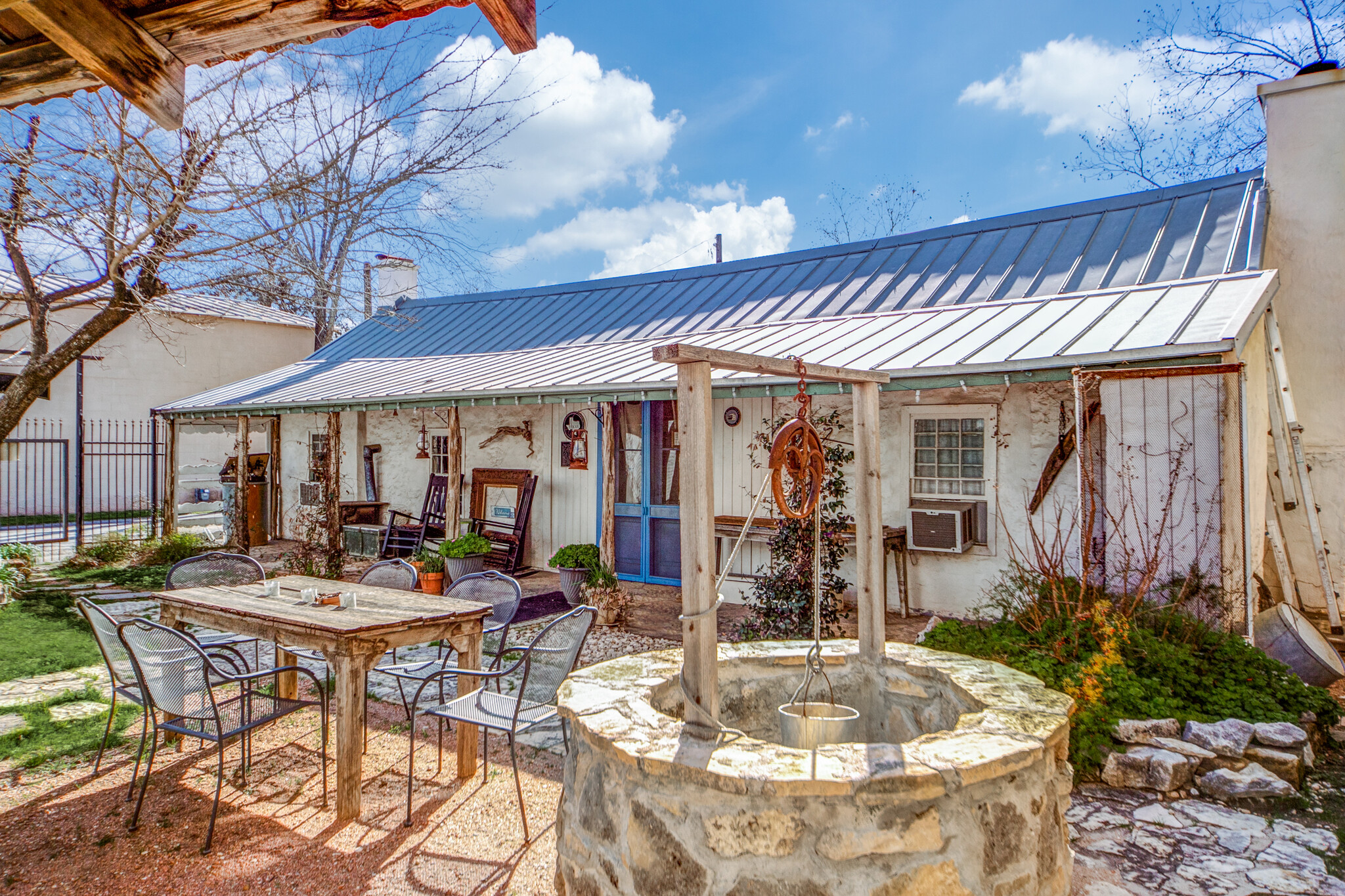 248 S Main St, Boerne, TX for sale Primary Photo- Image 1 of 1