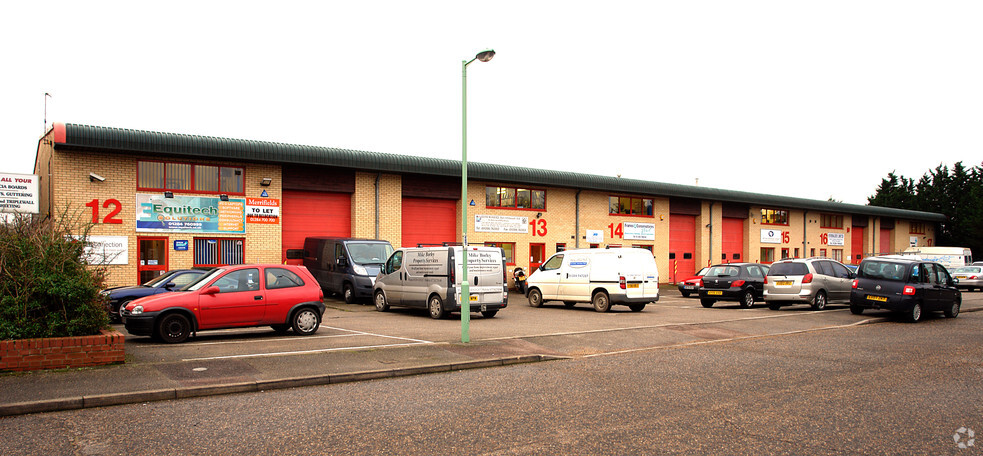 12-17 Chamberlayne Rd, Bury St Edmunds for lease - Building Photo - Image 2 of 3