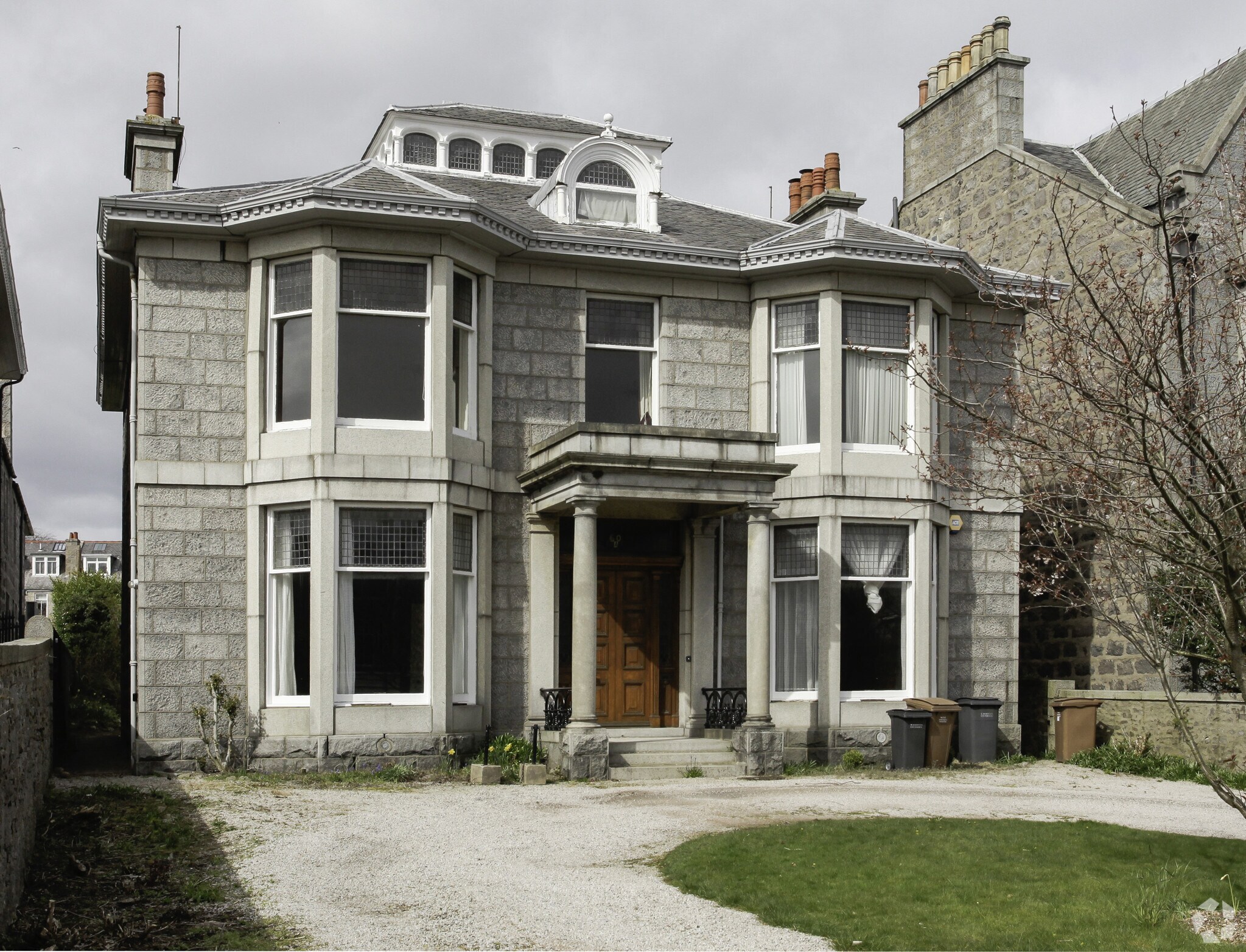 60 Queens Rd, Aberdeen for sale Primary Photo- Image 1 of 1