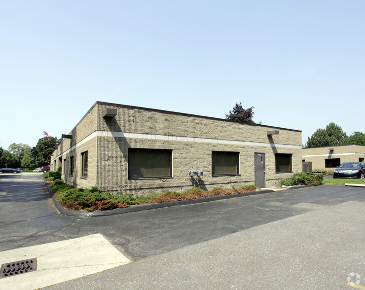 26076-26080 Woodward Ave, Royal Oak, MI for lease - Building Photo - Image 3 of 3