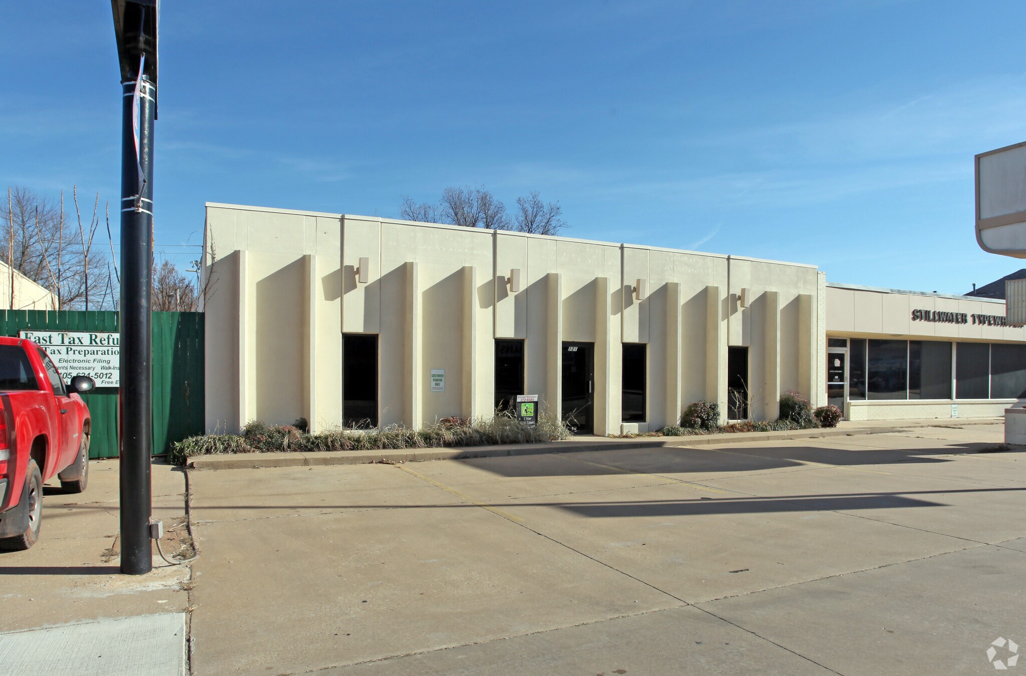 121 S Main St, Stillwater, OK for sale Primary Photo- Image 1 of 1