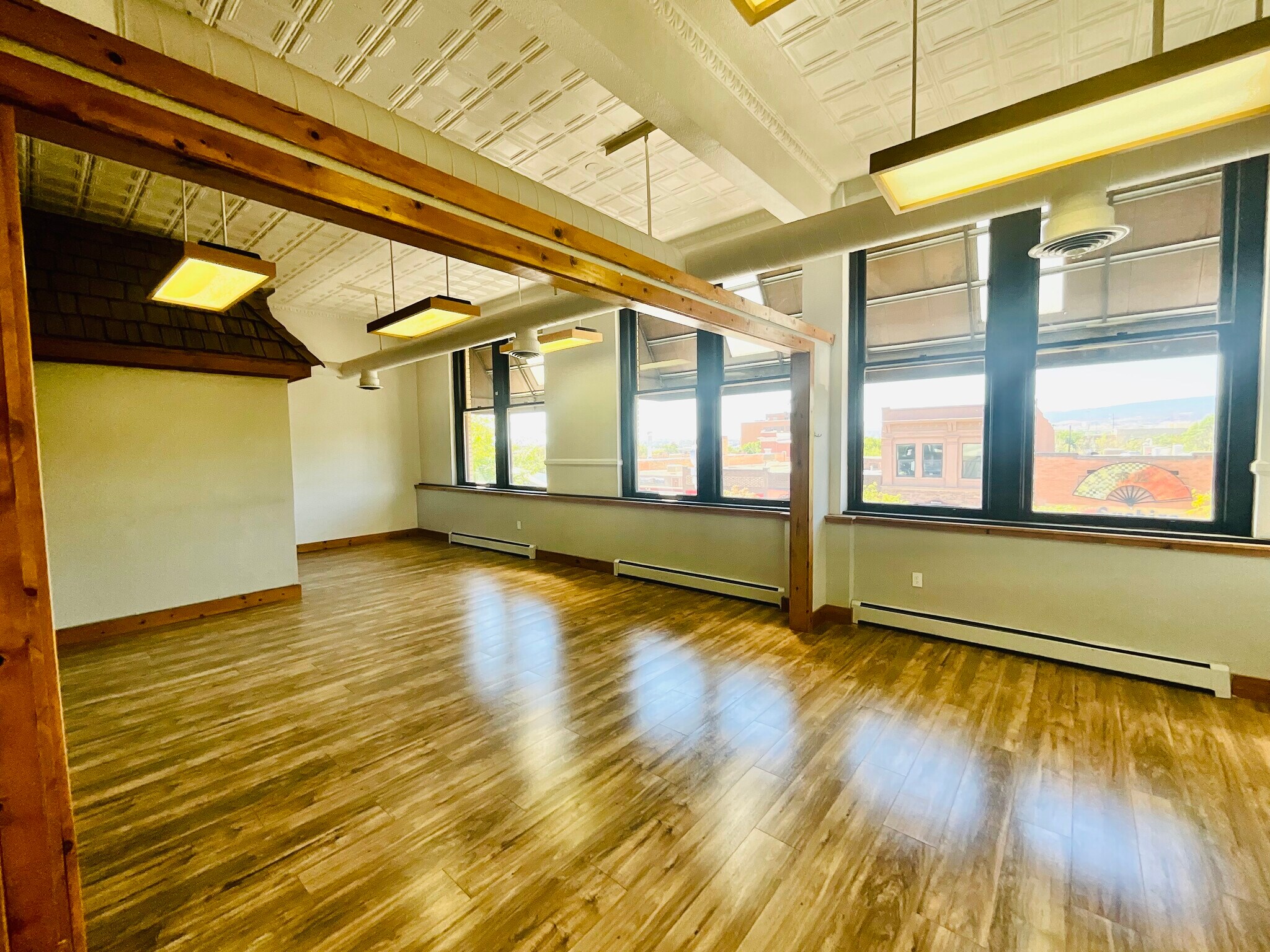 546 Main St, Grand Junction, CO for lease Interior Photo- Image 1 of 8