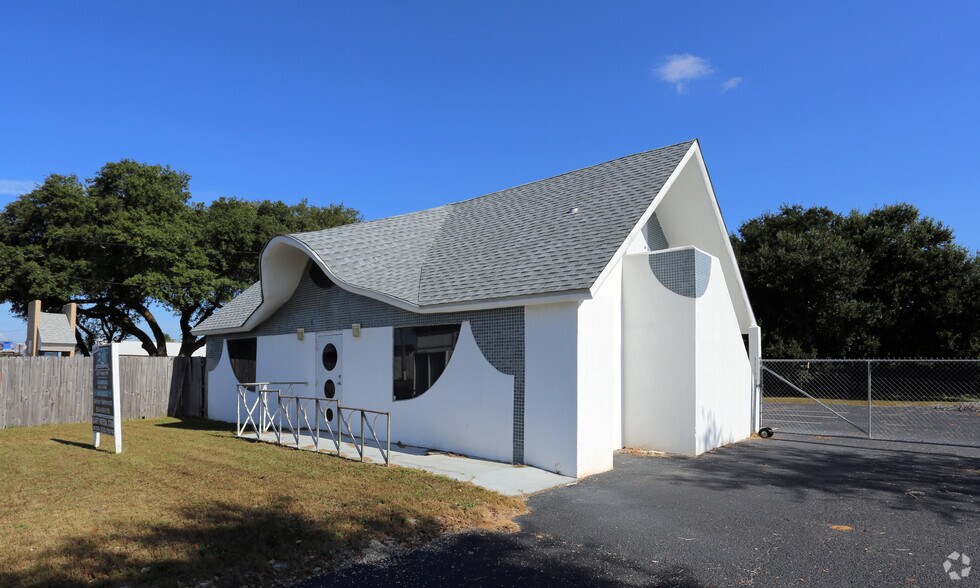 4010 N Davis Hwy, Pensacola, FL 32503 | LoopNet