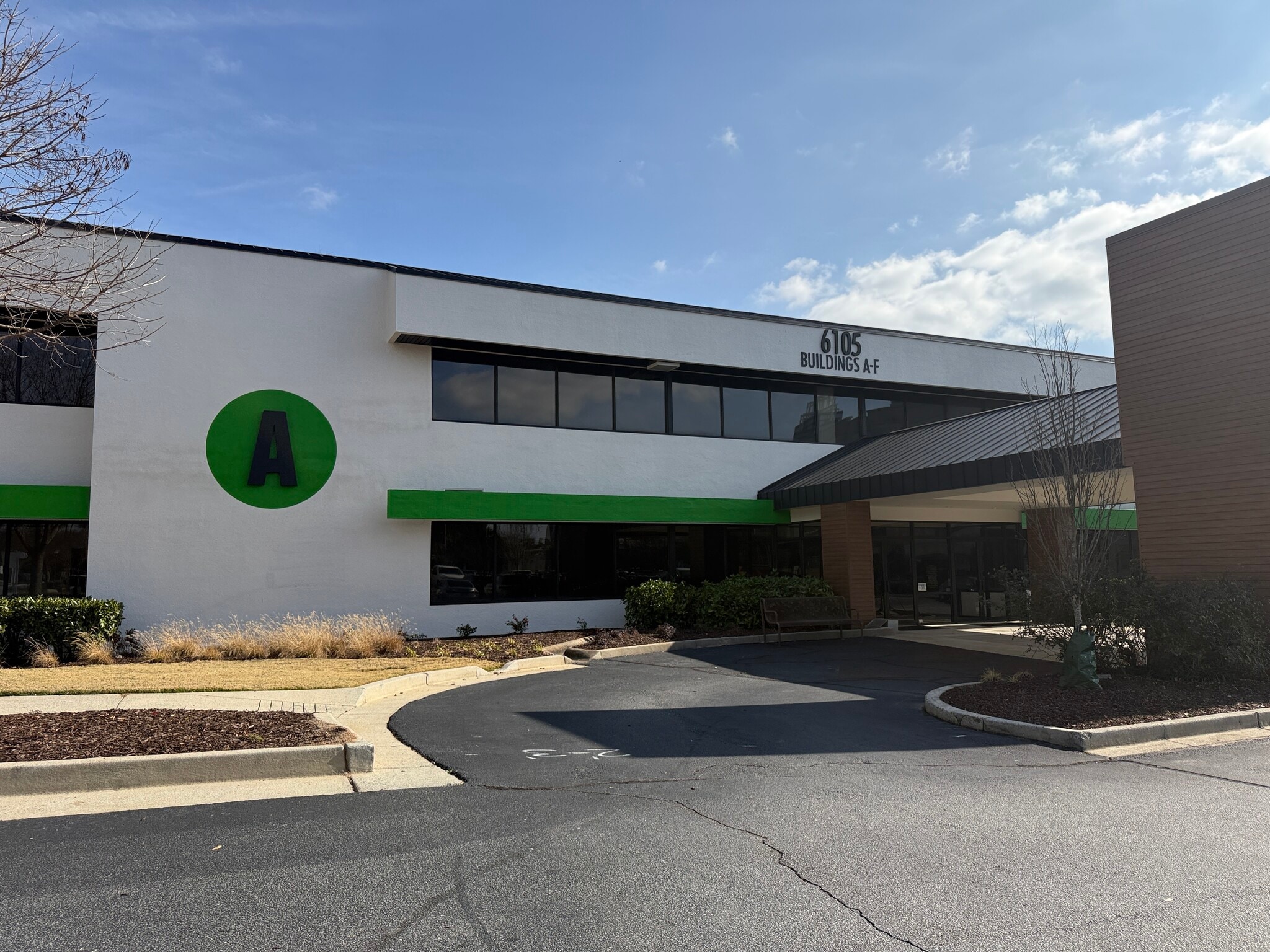 1150 Hammond Dr, Atlanta, GA for lease Interior Photo- Image 1 of 1