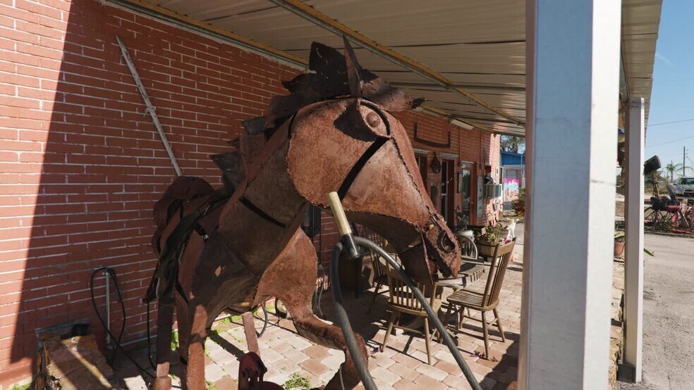 8057 Cortez Blvd, Weeki Wachee, FL for sale - Commercial Listing Video - Image 1 of 1