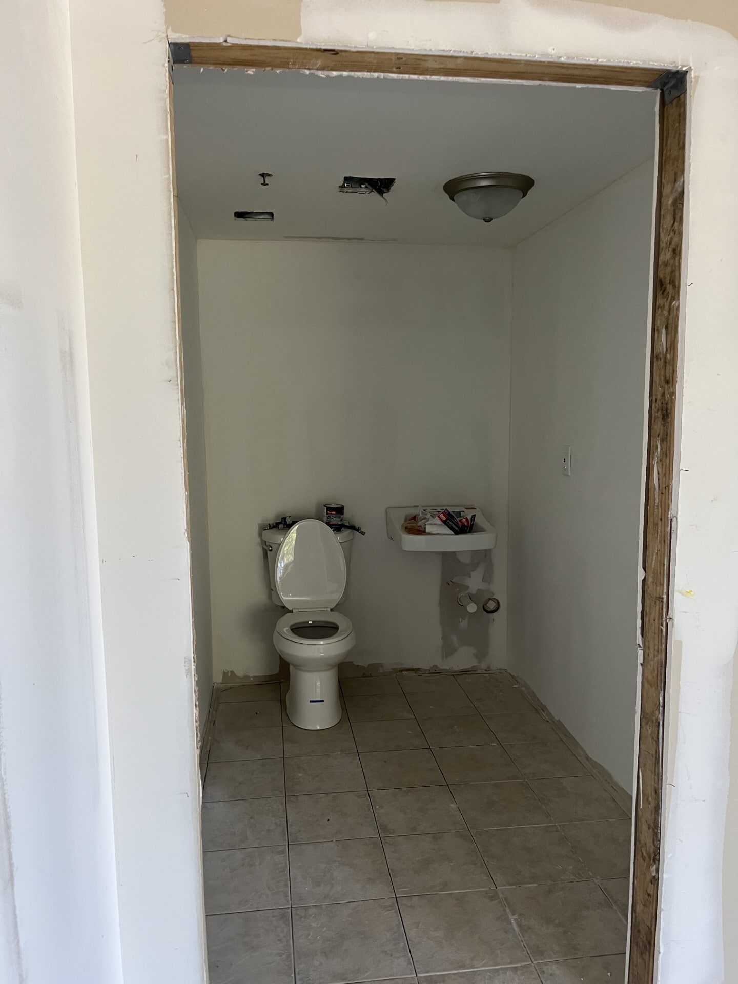 529 NW Prima Vista Blvd, Port Saint Lucie, FL for lease Building Photo- Image 1 of 5