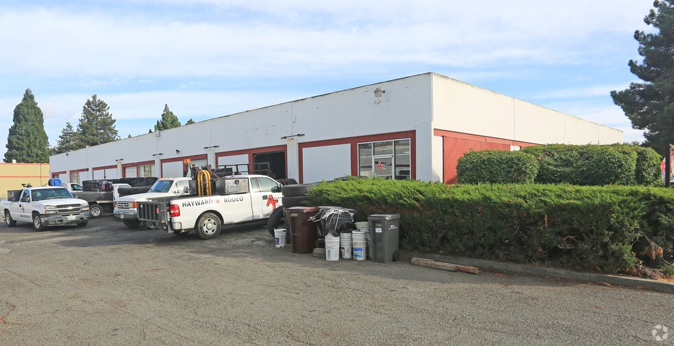31162 San Clemente St, Hayward, CA for lease - Building Photo - Image 1 of 3