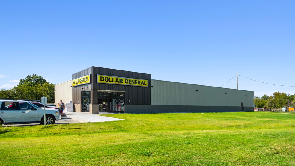 5602 N Lewis Ave, Tulsa, OK for sale - Building Photo - Image 2 of 12