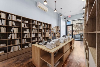 12 Belvidere St, Brooklyn, NY for lease Interior Photo- Image 2 of 10