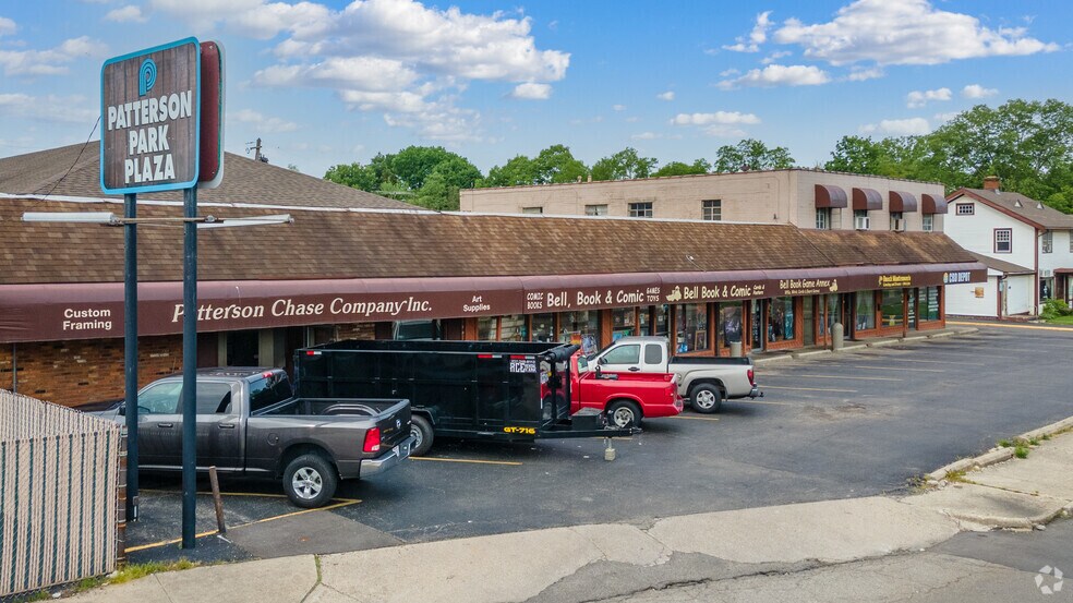 448-460 Patterson Rd, Dayton, OH for sale - Building Photo - Image 1 of 1