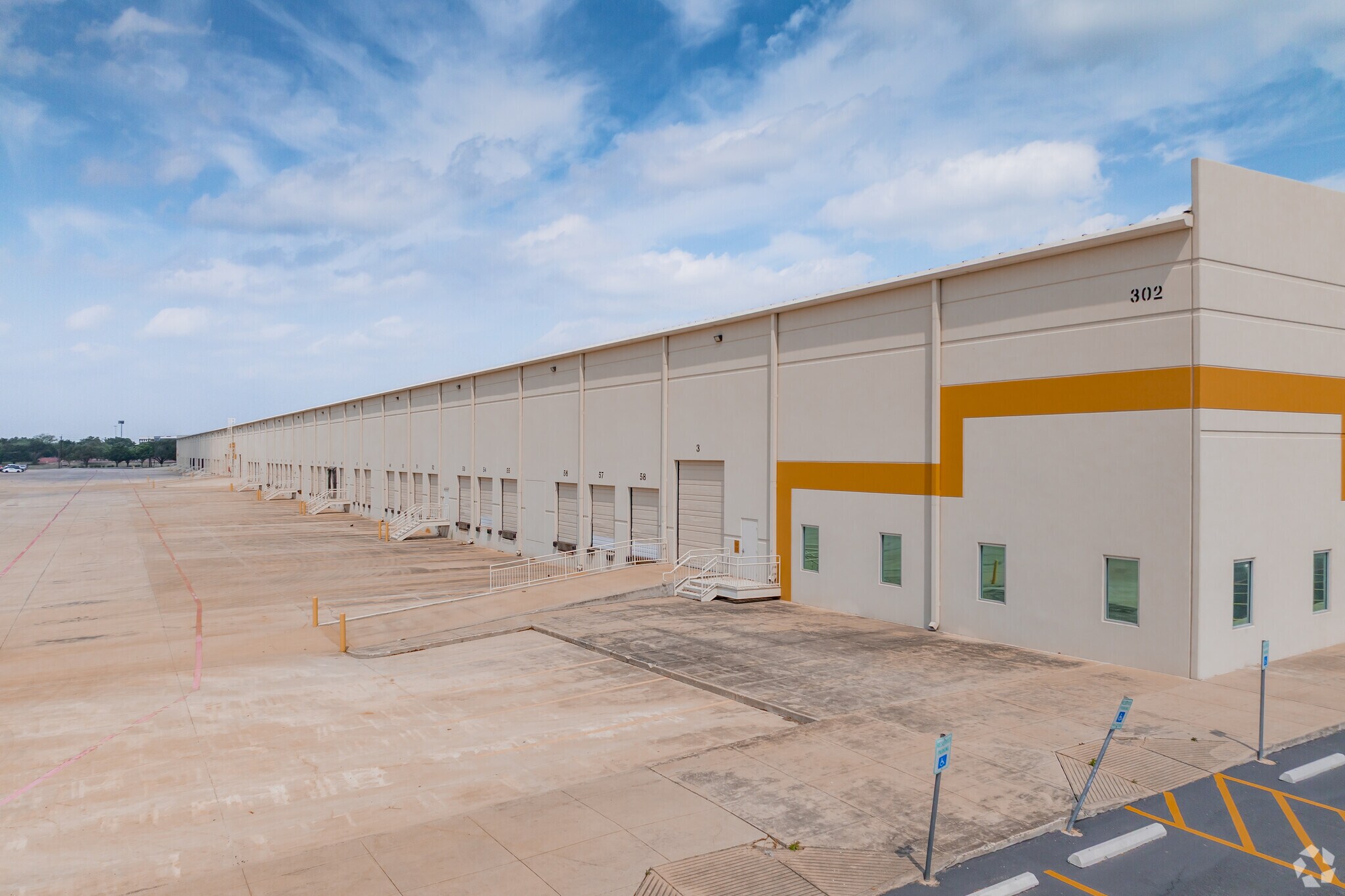 302 Tayman St, San Antonio, TX for lease Building Photo- Image 1 of 7