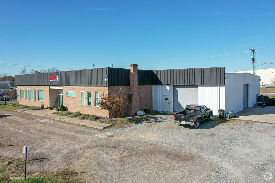 10941 Houser Dr, Fredericksburg, VA for lease - Building Photo - Image 3 of 4