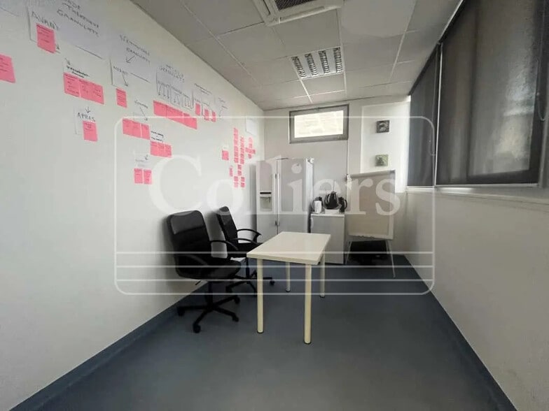 24 Boulevard De La Bougie, Marseille for lease - Building Photo - Image 3 of 9