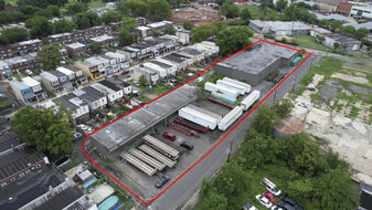 12 Truck Terminal + 27,000 SqFt LOW OPEX - Warehouse