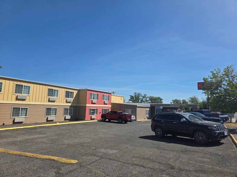 1481 6th St, Umatilla, OR for sale - Building Photo - Image 3 of 16