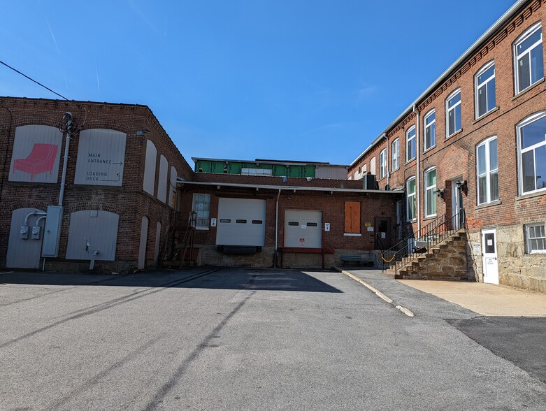 100 Lawton St, Torrington, CT for lease - Building Photo - Image 3 of 22