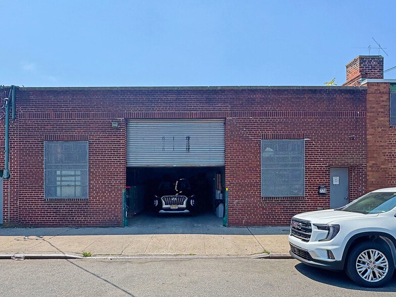 778-786 E 93rd St, Brooklyn, NY for lease - Building Photo - Image 1 of 2